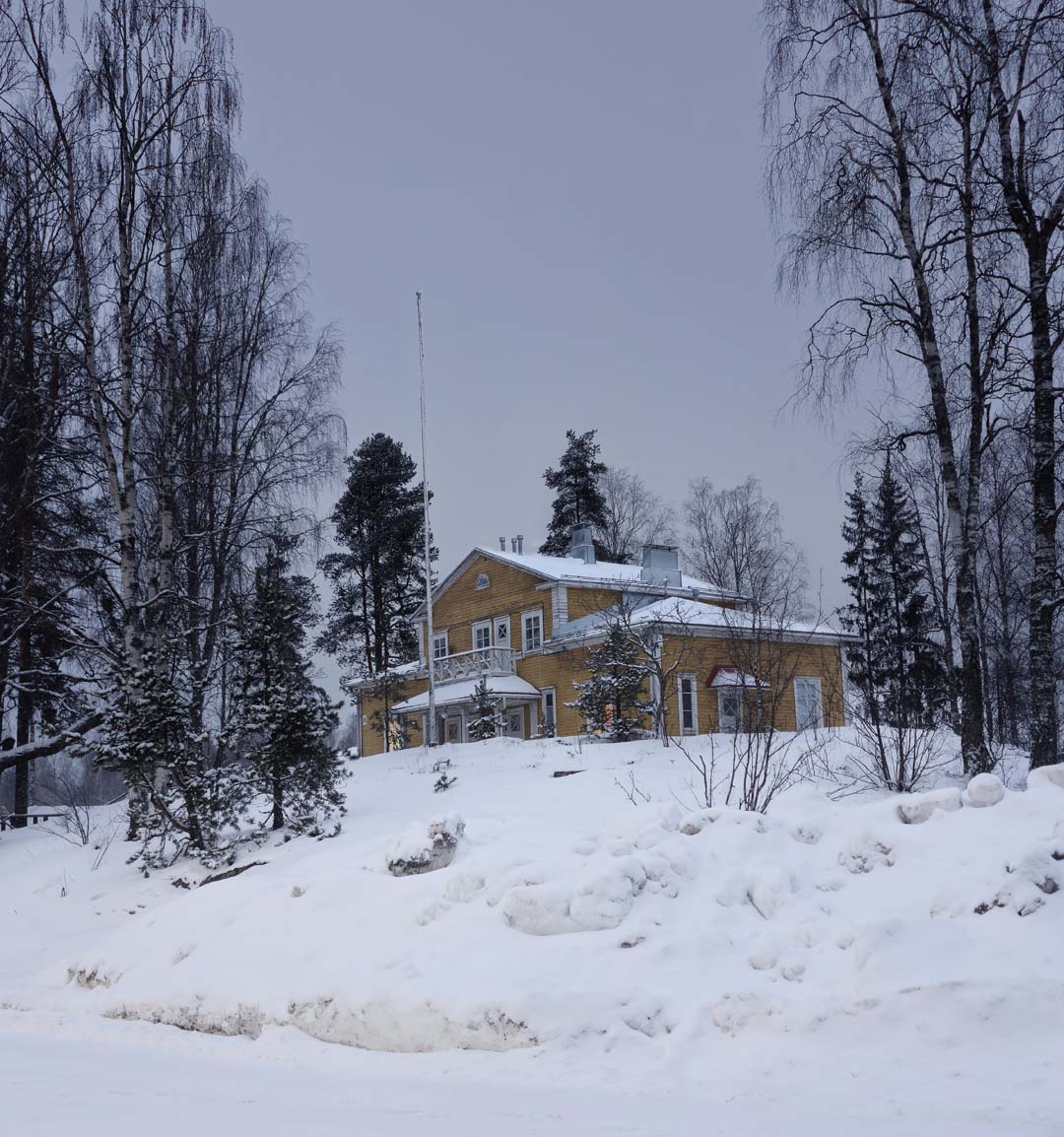 Tuorelinjan iltavuorolaiset: Sami-Petteri Matilainen, Jussi Tepponen ja Jouni Rissanen.